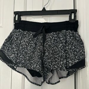 Lululemon Hotty Hot Shorts, 2.5” inseam, low-rise, Black & White